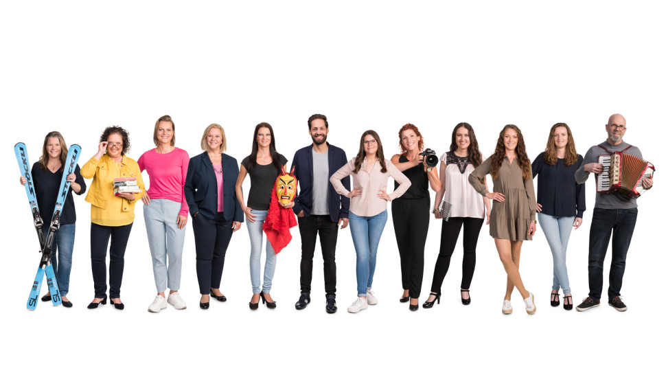 From left to right: Daniela Gerstner, Inge Würges-Degrell, Justine Zimmer, Anna Mosberger, Liesa Ziesemer, Daniel Schirm, Nina Klagmann, Martina Böhm, Dietlinde Kohlmann, Rebecca Mertin, Ramona Hager, Rainer Schaible. 